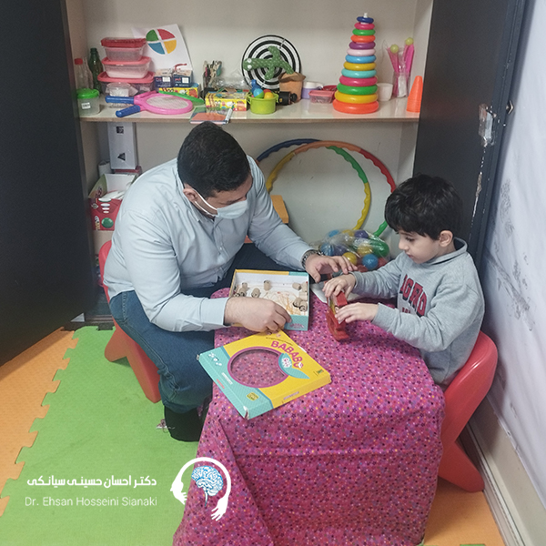 بازی‌درمانی در بیش‌فعالی: معرفی بهترین بازی‌ها