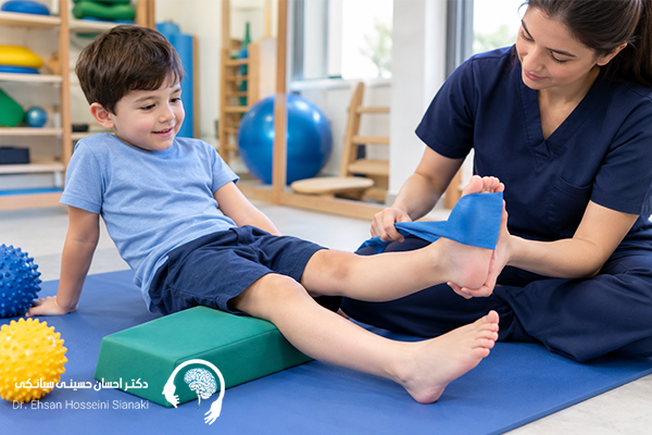 نقش کاردرمانی در کلاب فوت